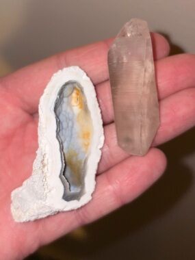 AGATIZED CORAL + QUARTZ